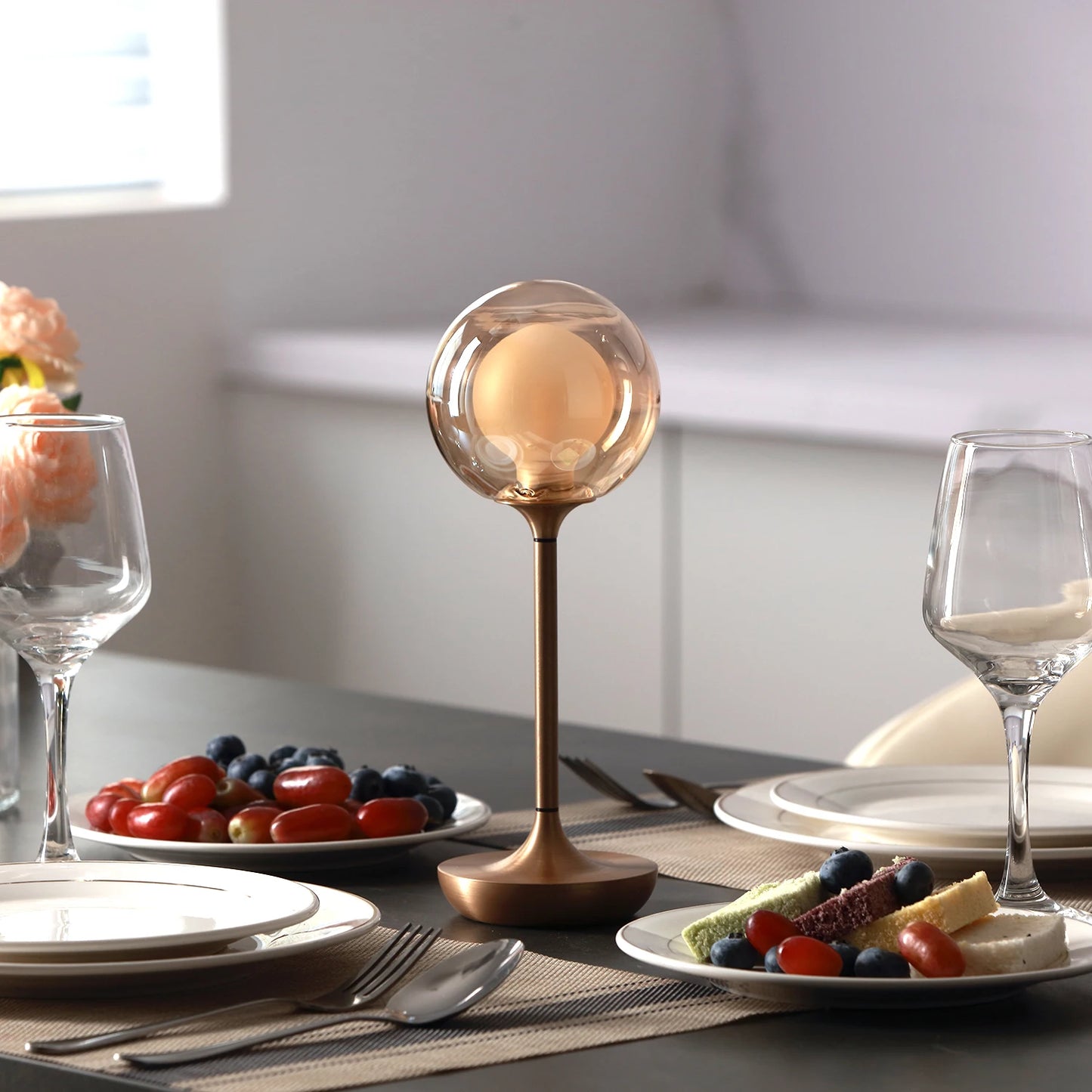 Wireless Glass Table Lamp