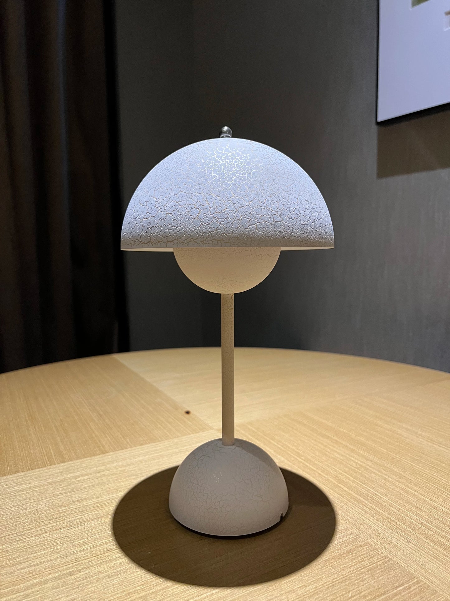 Rechargeable Mood LED Table Lamp