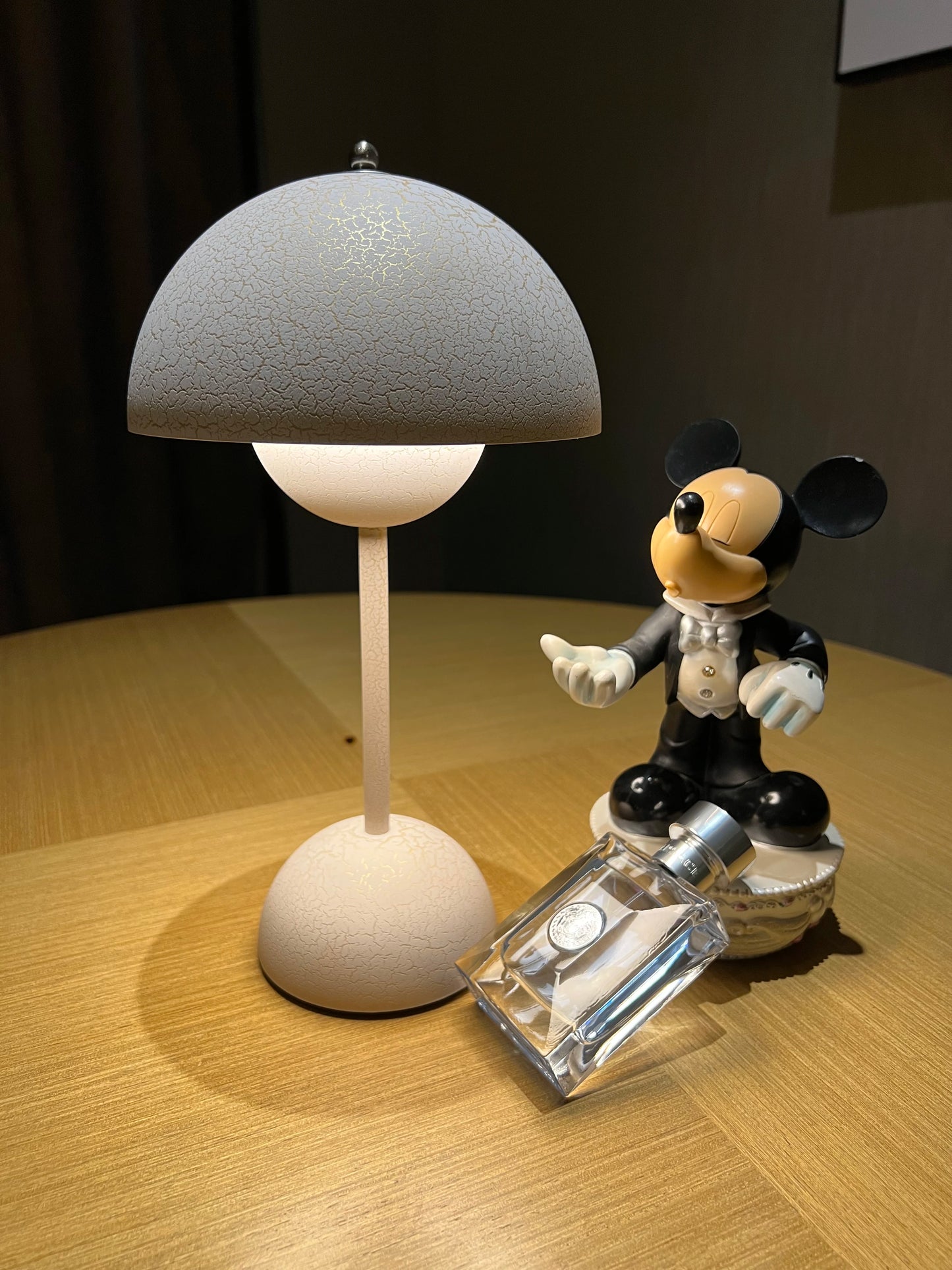 Rechargeable Mood LED Table Lamp